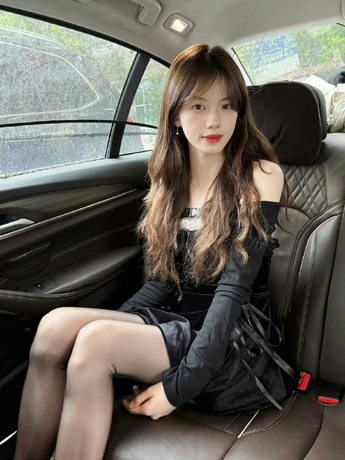 动漫人物打扑克游戏